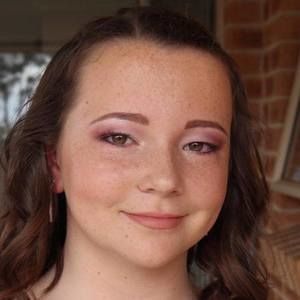 Meet your Posher, Stacey-lee